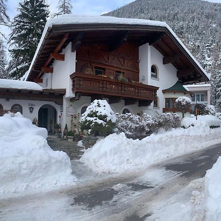 Gaestehaus Sissy Längenfeld Kültér fotó