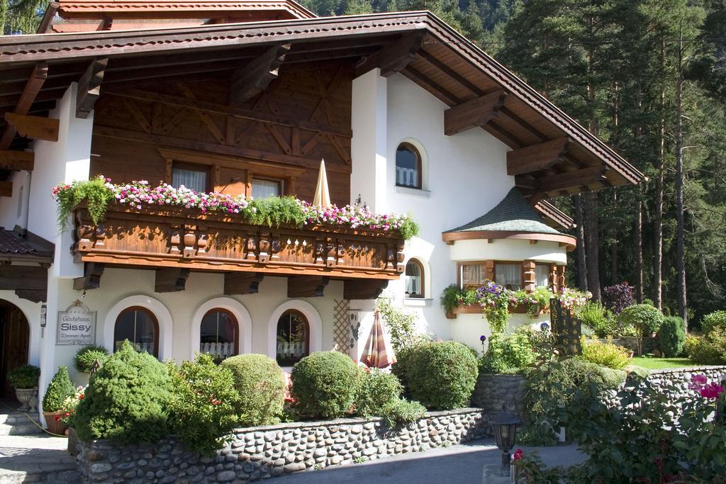 Gaestehaus Sissy Längenfeld Kültér fotó